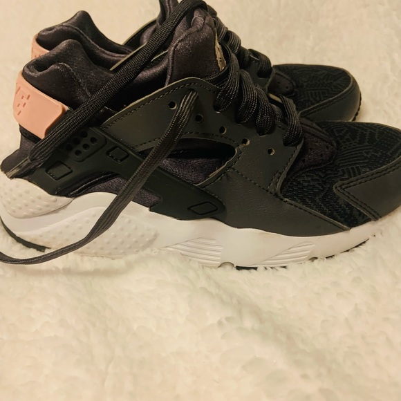 Girls Nike Hurache size 3.5 youth - Picture 5 of 6